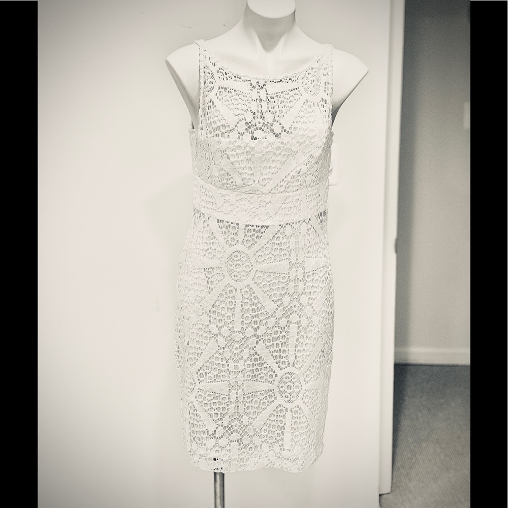 Trina Turk 6 White Lace spring summer dress